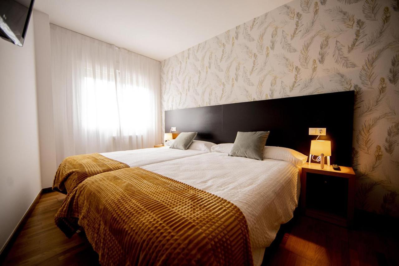 Cantares-Noja Rooms O Pedrouzo Eksteriør billede